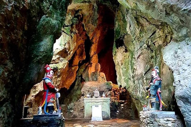Guided Tour to Visit Marble Mountain,Lady Buddha Statue& Monkey Mountain by Jeep - The guide experience: how it can make or break the visit