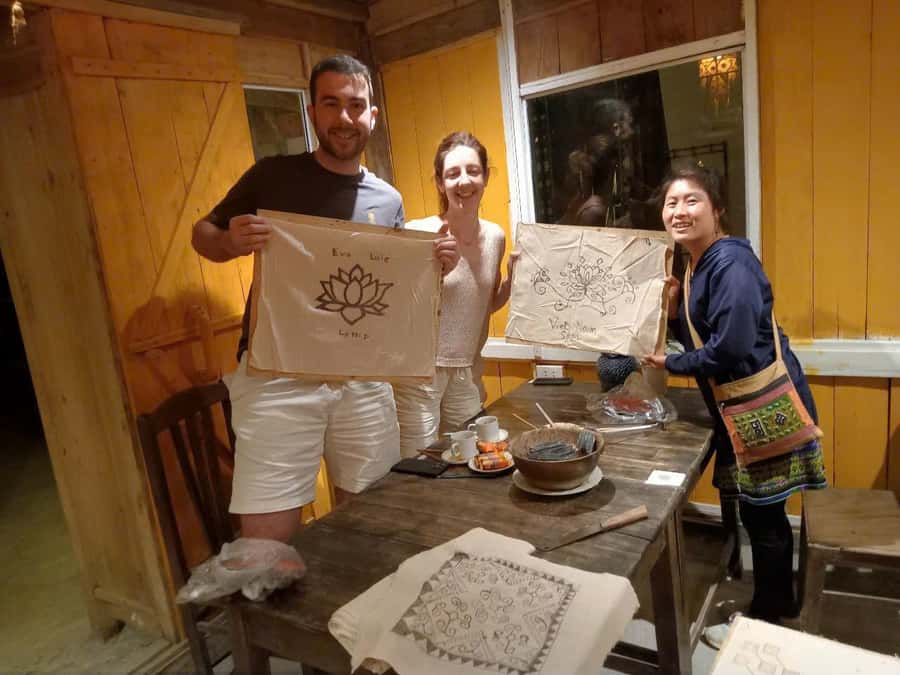 H'Mong traditional beeswax batik - Who should book this batik workshop in Sa Pa