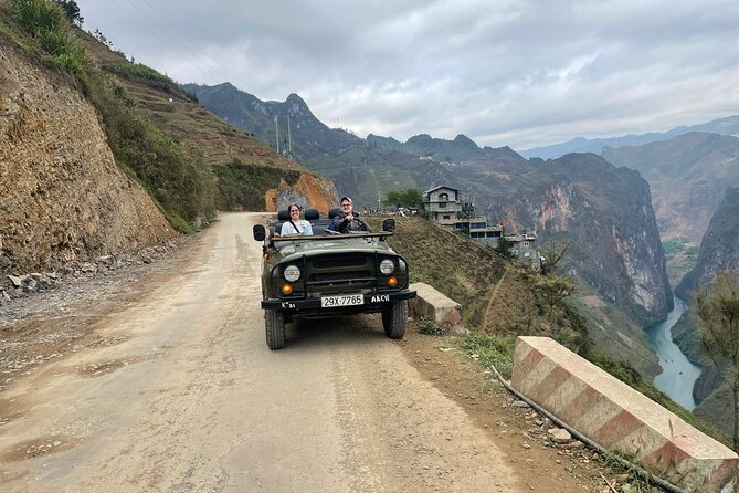 Ha Giang Army Open Air Jeep 2 Days Get Off the beanten path - Comfort tips for an open-air jeep day (what to bring)