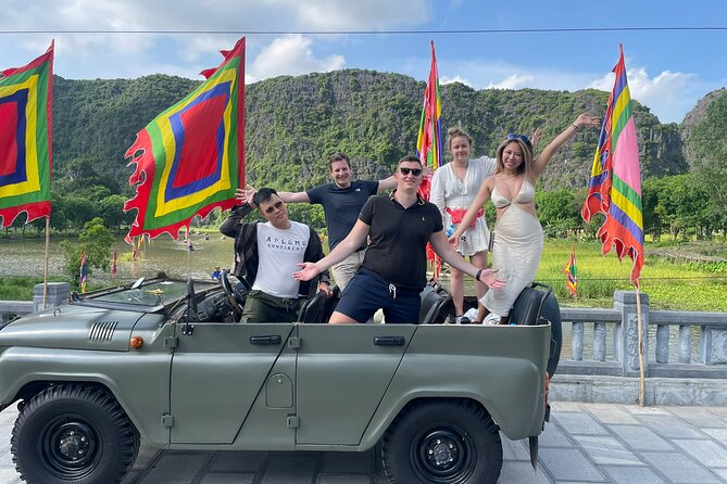 Ha Giang Army open Air Jeep 3 Days 2 Night Tour - Day 3 Du Gia to Ha Giang: Thai An Pass, cliff roads, and the corn-field walk