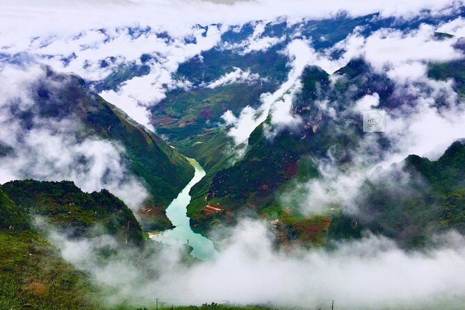 Ha Giang Loop 2D/1N Private Room + Free Dorm Hotel 1N before tour - Ma Pi Leng Pass and the Nho Que River finish