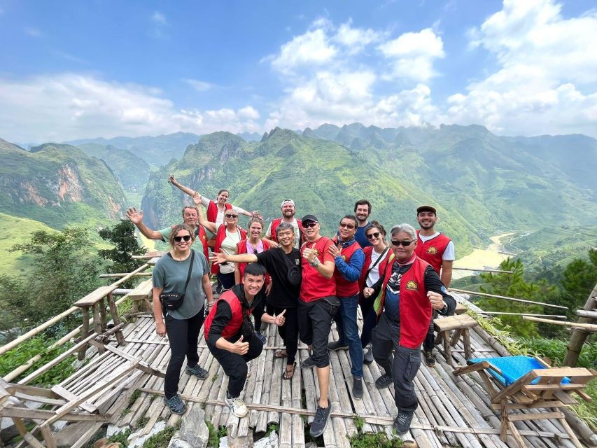 Ha Giang Loop 3 Day Hight Quality Small Group & private room - Day 2: Ma Pi Leng Pass, Nho Que River, Meo Vac, and Du Gia