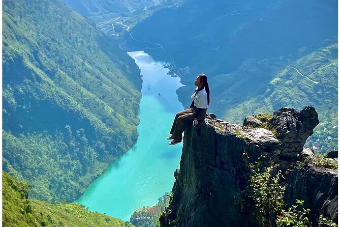 Ha Giang Loop 4D/3N Private Room + Free Dorm Hotel 1N before tour - Day 4: Lung Tam weaving village, Lung Khuy cave, and back to Ha Giang by 5 p.m.
