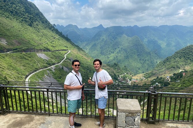 Ha Giang Tour 3-Day-2-Night, English Speaking Guide, Small Group - Day 2: 4C road to Ma Pi Leng Pass and Nho Que River