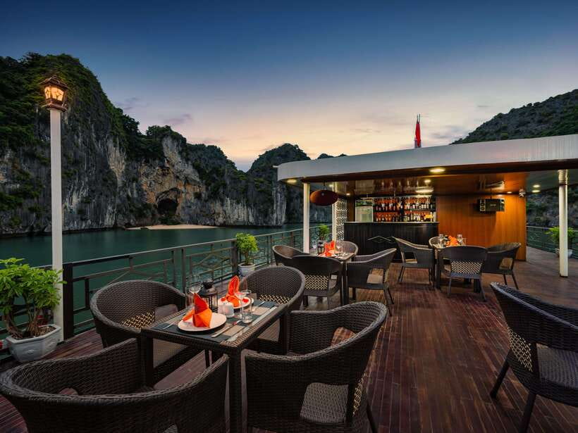 Ha Long Bay: 2-Day Tour with La Pandora Boutique Cruise - Price and logistics: what $129 really covers, and where surprises can happen