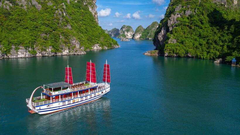 Ha Long Bay - Bai Tu Long Bay Luxury Boat Tour & Transfer - A Full Day That Starts Early, Ends Late