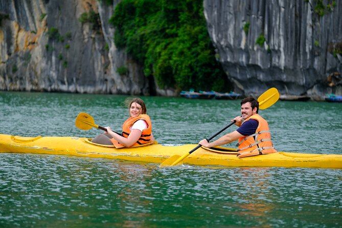 Ha Long Bay Cruise Day Tour-Cave, Kayaking,Ti top island & Lunch - Surprise Cave (Sung Sot): the stair workout cave