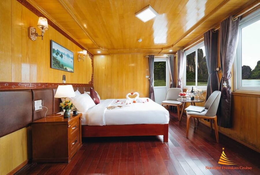 Ha Noi: Lan Ha Bay luxury cruise with private bancony, meals - What to budget and what to pack for sea days