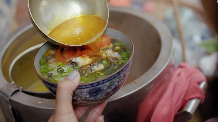 Half-Day Hanoi Foodie Tour by Motorbike - Old Quarter food tasting: where the tour turns into Hanoi by taste