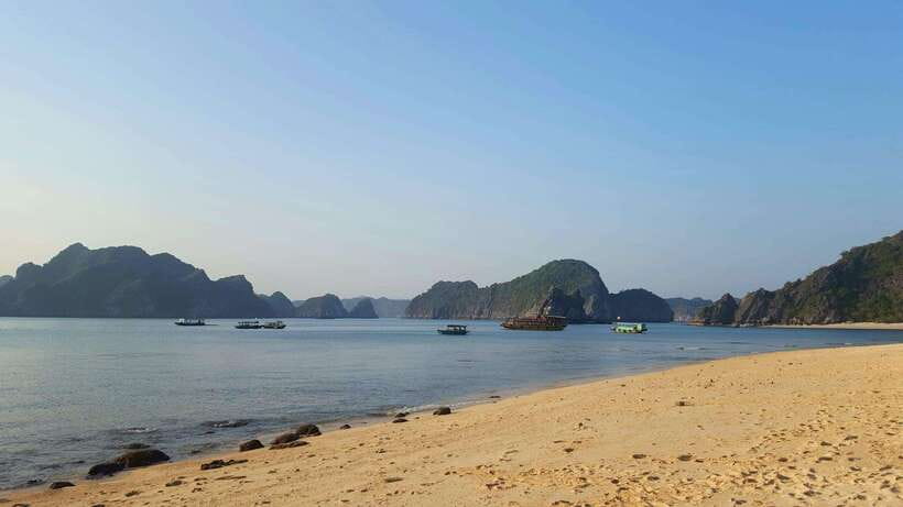 Half day Lan Ha Bay excursion ( 4 hours ): Kayaking, Snorkel - What to pack so you enjoy the water, not fight it