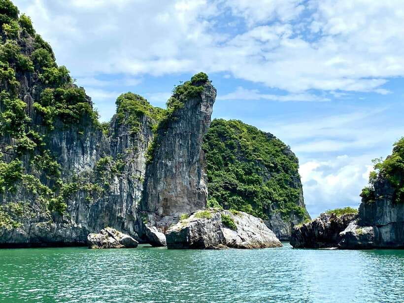 Half day Lan Ha Bay excursion ( 4 hours ): Kayaking, Snorkel - What $64 includes in a 4-hour half-day