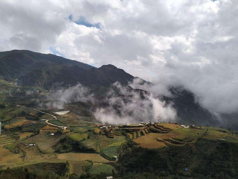 Half Day Sapa Trekking to Visit Lao Chai - Ta Van - Getting started in Sapa: pickup, light packing, and first steps