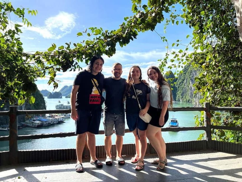 Halong 6 Hours Cruise: Kayak, Cave, Lunch, Beach & Island - Crowds, Queues, and How to Enjoy It Anyway