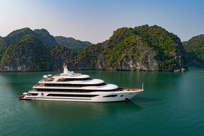 Halong Bay Cruises Best Seller - Lunch, drinks, and the crew attention that people remember