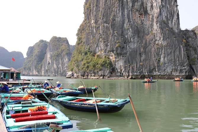 Halong Bay Day Tour Islands, Cave, Kayak. Lunch. All inclusive - Thien Cung Cave (Heavenly Palace Cave) walk-through