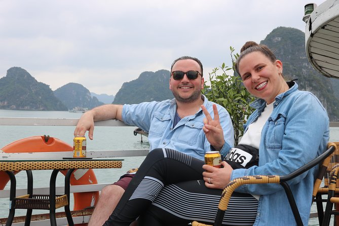 Halong Bay Day Tour Islands, Cave, Kayak. Lunch. All inclusive - Lunch on board: seafood, timing, and what to watch for