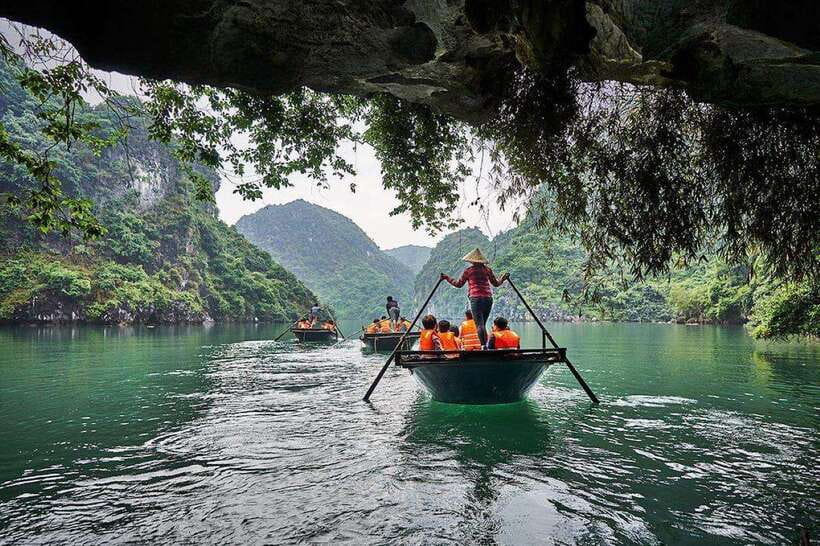 Halong Bay: Full-Day 4-Star Experience with Kayaking - Getting from Hanoi (Old Quarter pickup) to Sun World Cruise Port