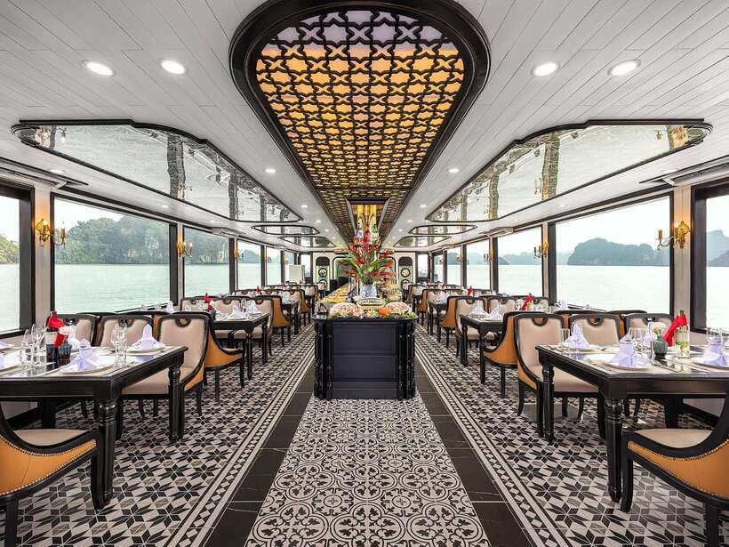 Halong Bay: Luxury Day Cruise with Buffet, Kayak, Swim - Ti Top Island: swim, then climb for the panoramic view