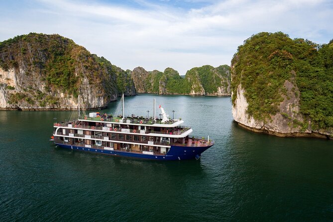 Halong Pandora 5 Star Cruise 2D1N-All Inclusive, cave, transfer - Returning to Hanoi by aircon bus, and why timing matters