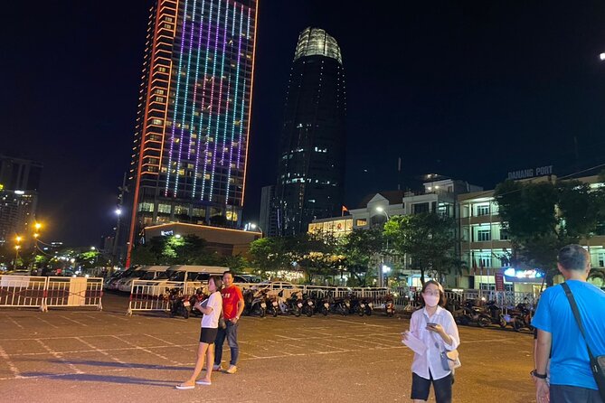 Han River by Night: Boat Trip Experience in Da Nang city, Vietnam - The 1-hour cruise: short, scenic, and mostly about the timing