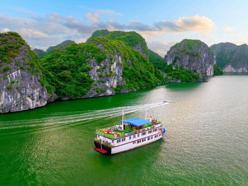 Hanoi: 2-Day Ha Long and Lan Ha Bay Cruise with Kayaking - Day 1 on the water: kayaking, Three Peaches swim, and evening activities