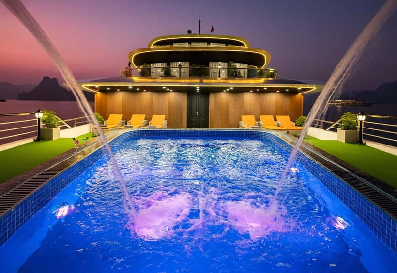 Hanoi: 2-Day Halong, LanHa 5-Star Cruise w/ Balcony &Bathtub - Pool, Jacuzzi, and free downtime: where this cruise wins for comfort