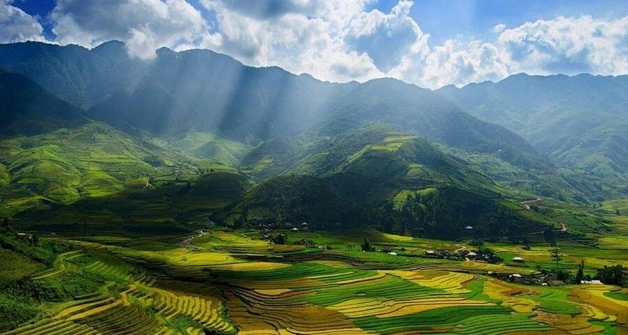 Hanoi: 2-Day Sa Pa Guided Village & Homestay Trekking Tour - What to Pack for Sapa Cold, Fog, and Hiking Paths