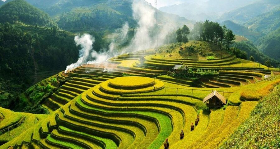 Hanoi: 2-Day Sa Pa Guided Village & Homestay Trekking Tour - Day 1: Hanoi Old Quarter Pickup, Sapa Lunch, and the Y Linh Ho to Lao Chai Walk