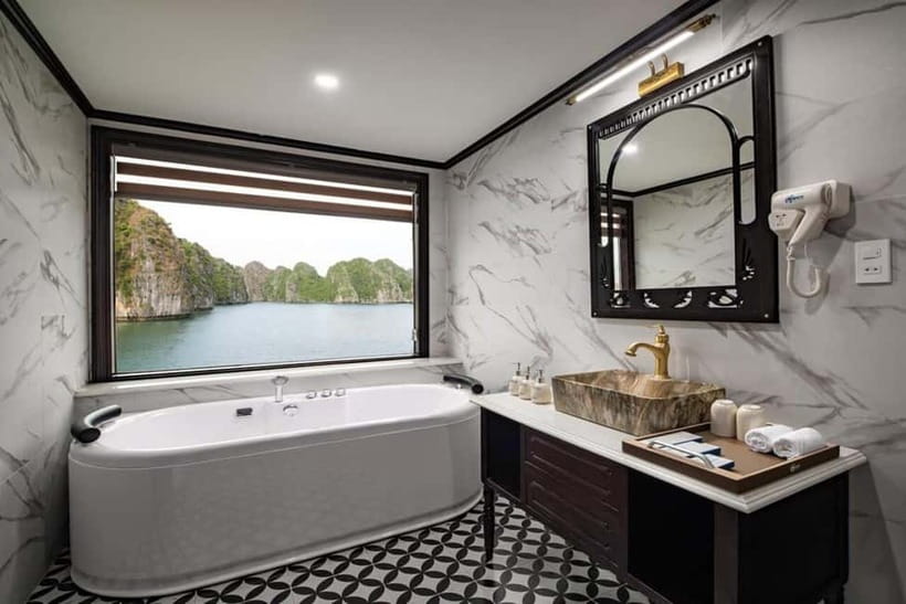 Hanoi: 3-Day Ninh Binh & Ha Long Bay Cruise 04 Stars Cruises - Tam Coc and the Karst Cave World: What to Look For