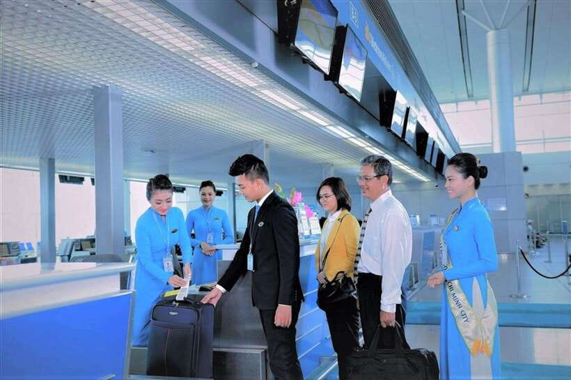 Hanoi Airport: Premium Fast Track Immigration Assistance - Immigration With Guidance: Visa-on-Arrival Paperwork and the Premium Lane