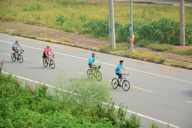 Hanoi Bicycle Tours: Half Day Bicycle Tours Hanoi Countryside - Getting started at Hanoi Opera House and choosing your bike