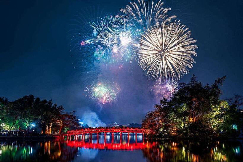 Hanoi City Half Day - The City Contains Cultural Beauty - Ba Dinh Square and Ho Chi Minh Mausoleum, Where the Day Starts Serious