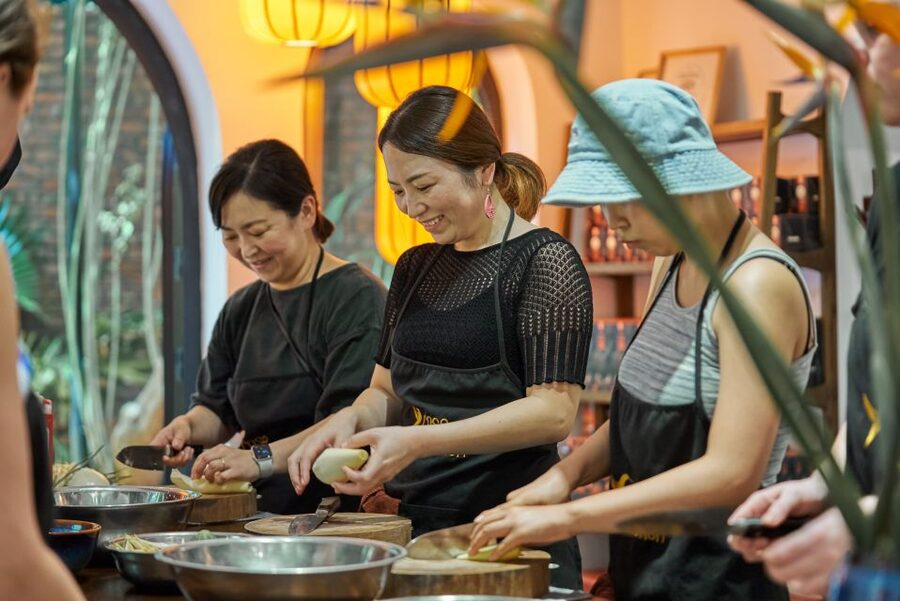 Hanoi: Cooking Class in a Local Villa with Market Tour - Timing, pickup, and how to fit it into your Hanoi days