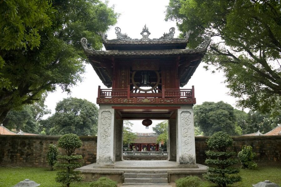 Hanoi Food, Culture, Sightseeing & Fun By Vietnam Army Jeep - Photo stops for the classics, without losing the street feel