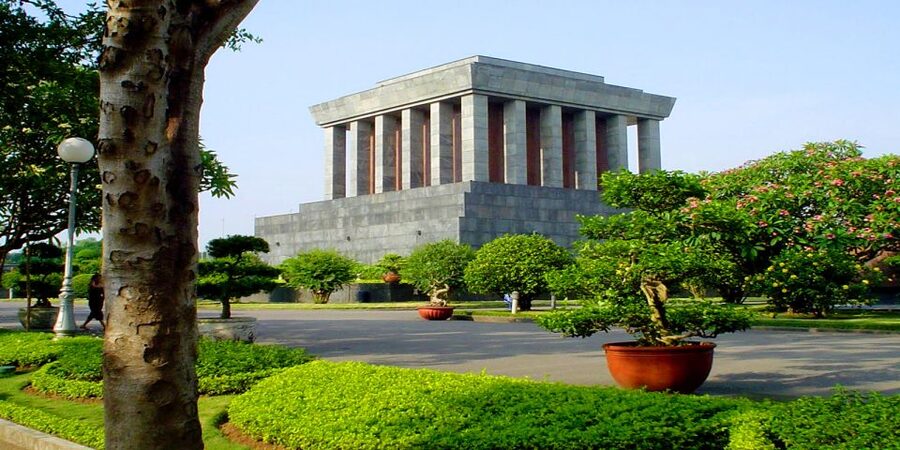 Hanoi: Full-Day City Tour and Water Puppet Show - Golden Fish Island and Tran Quoc Pagoda, the calm start you need