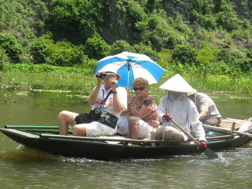 Hanoi: Full-Day Private Tam Coc Tour with Boat Ride & Lunch - Tam Coc: three caves on the Ngo Dong River, then on to biking