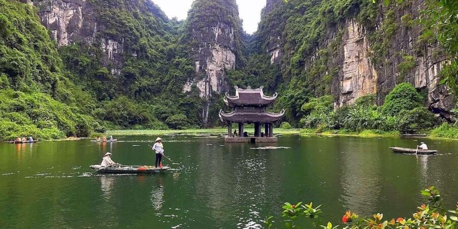 Hanoi: Guided Full-Day Hoa Lu, Trang An and Mua Cave Tour - Price and Value: What $49 Buys You in Real Terms