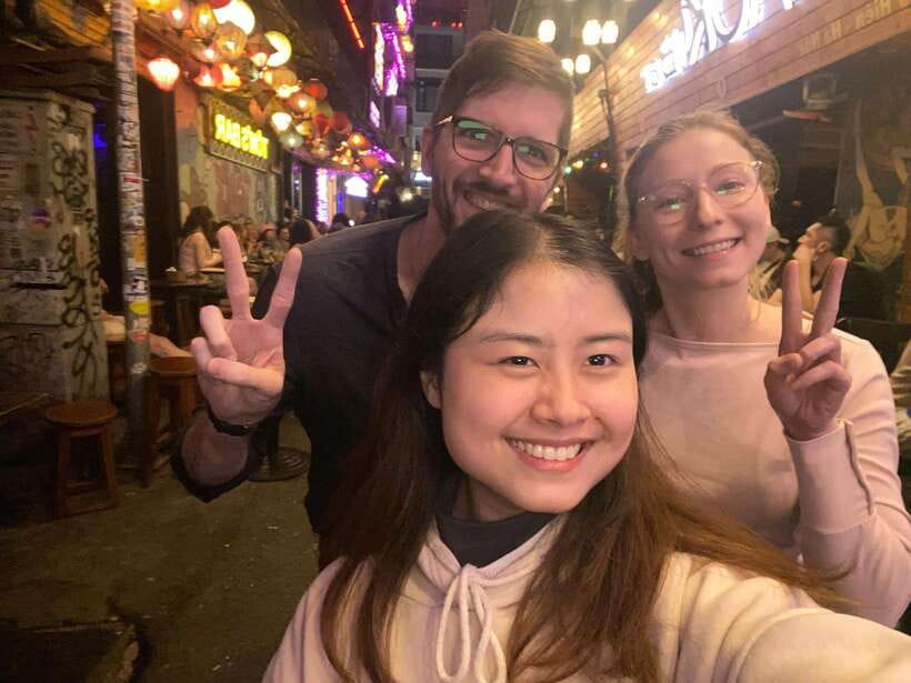 Hanoi: Guided Street Food Tour for small groups - The camera roll factor: why you will enjoy the street scenes too