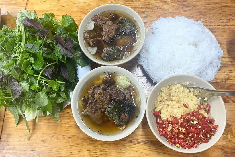 Hanoi: Guided Street Food Tour with Train Street Experience - The Train Street finale is the whole reason to plan your evening
