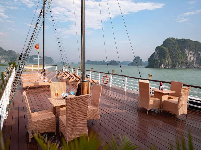 Hanoi: Ha Long & Bai Tu Long Bay 1 or 2-Day Cruise - Boat, Cabin, and Comfort Reality Check