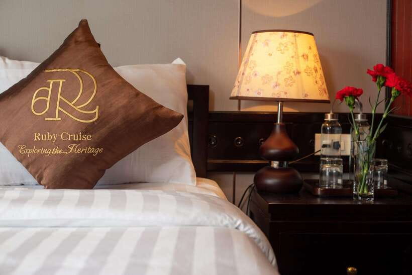 Hanoi: Ha Long Bay 2-Day 1-Night Tour by 4-star Luxury Junk - Should you book the Halong Ruby Cruise 2-day, 1-night?