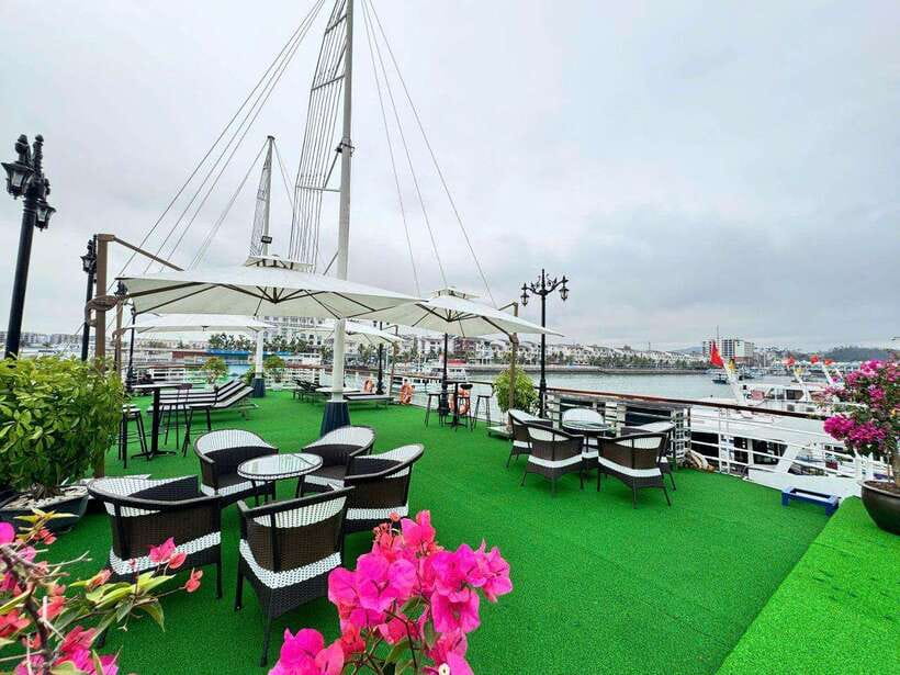 Hanoi: Ha Long Bay Day Trip - Luxury Cruise & Buffet Lunch - Price and value: what $62 buys you in real terms