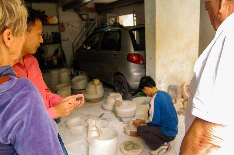 Hanoi: Half-day Hands-on Pottery Workshop At Bat Trang - Bat Trang village time: photos, walking, and seeing the craft setting