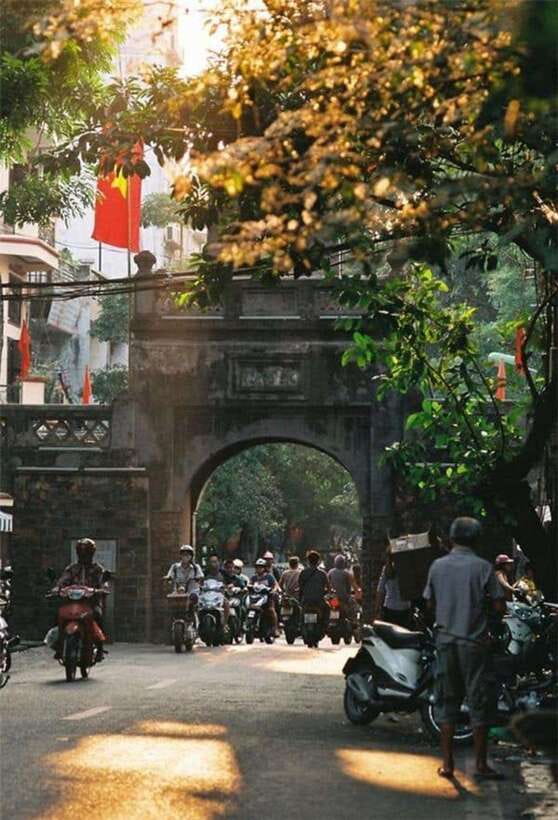Hanoi: Half-day Private City Tour - Temple of Literature: Vietnam’s 1070-era scholar campus