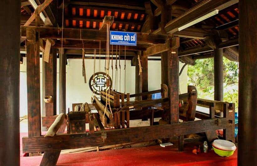 Hanoi: Half-day Silk Weaving Journey In Van Phuc Tour - Price and logistics: what $43 buys you in 3.5 hours