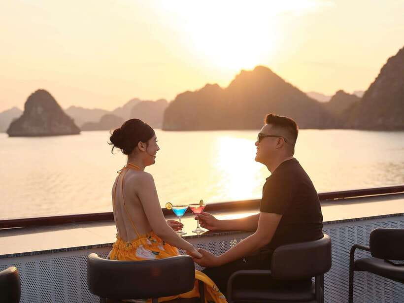 Hanoi: Halong Bay Full-Day Tour with 5-star Diamond Cruise - Sunset Party on the Cruise, Plus Jacuzzi and Music Time