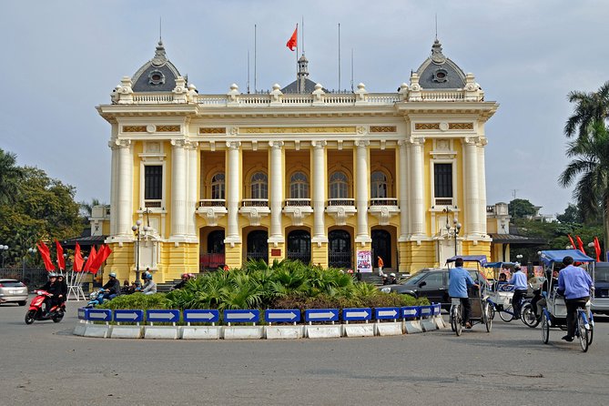 Hanoi Highlights: Half-day City Tour - Tran Quoc Pagoda: 1,400 Years of Calm by the Water