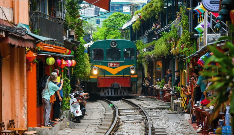 Hanoi: Highlights, Incense Village, Hat Crafting Guided Tour - What to bring: the small list that saves your day