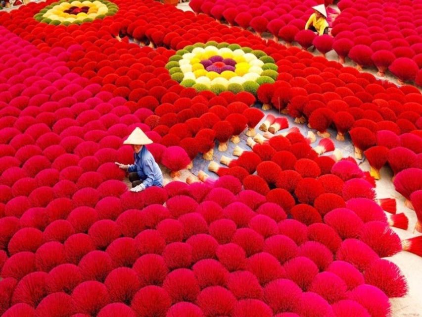 Hanoi: Incense Village, Conical Hat, & Street Food Tour - What to Bring, Plus Small Tips for Easier Village Visits