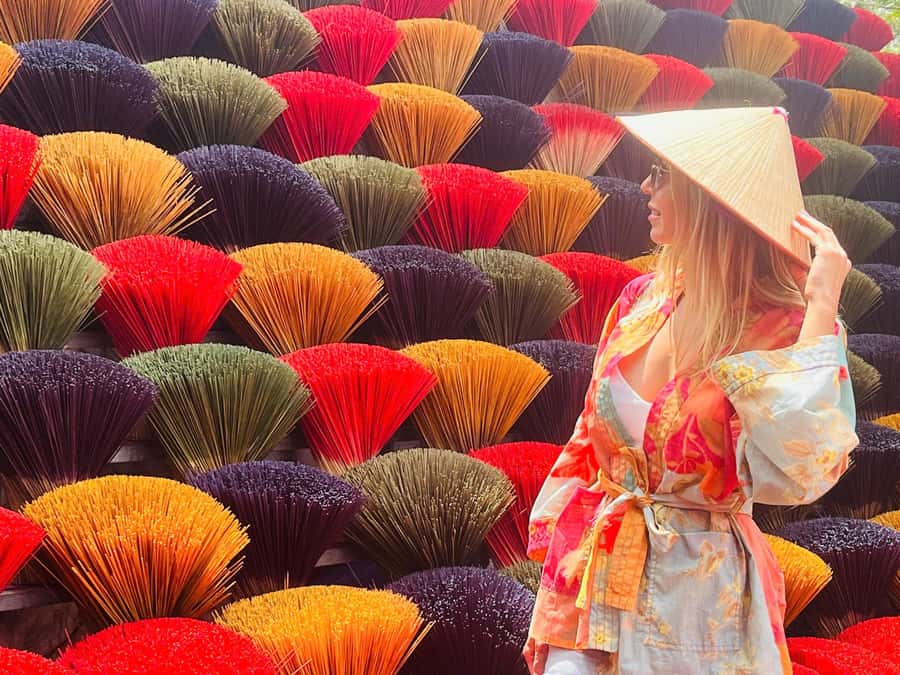 Hanoi: Incense Village, Hat-Making & Ninh Binh, Tam Coc Tour - Chuong conical hat village: paint your souvenir and learn the craft